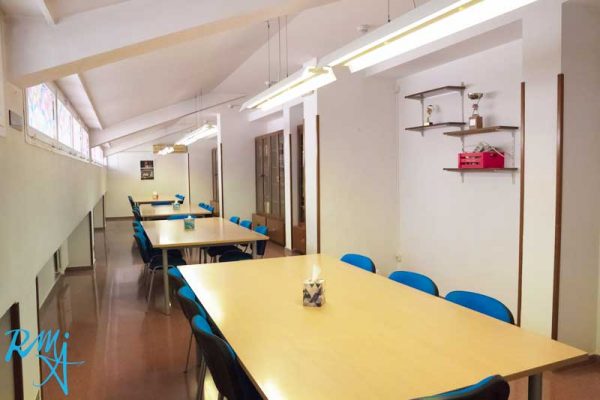 Biblioteca de la residencia Inmaculada de Zaragoza