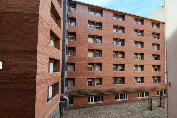 Fachada de la residencia universitaria Inmaculada de Zaragoza